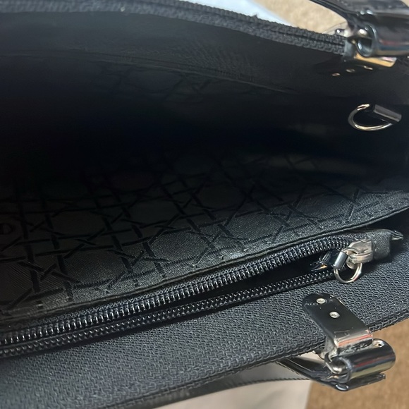 Preloved Authentic Christian Dior 2 way handbag/crossbody - Picture 6 of 11